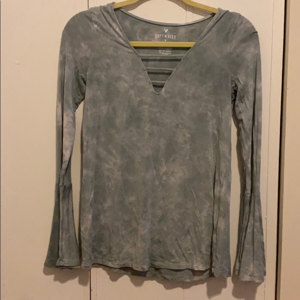Blue acid wash long sleeve top